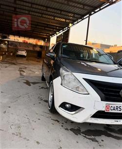 نيسان فيرسا